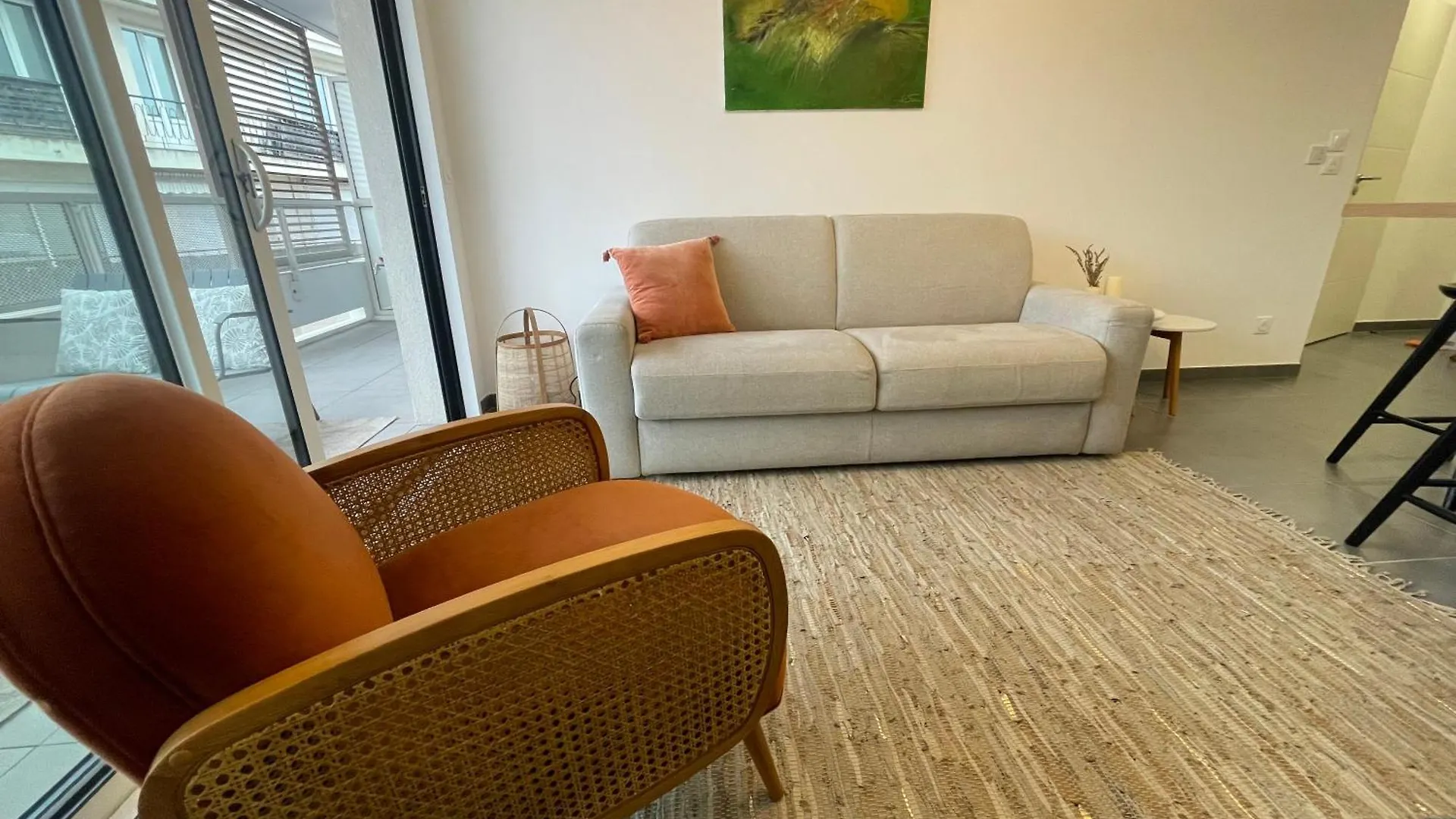 Cannes, Appartement Avec Parking+Terrasse, Croisette A Pied! location