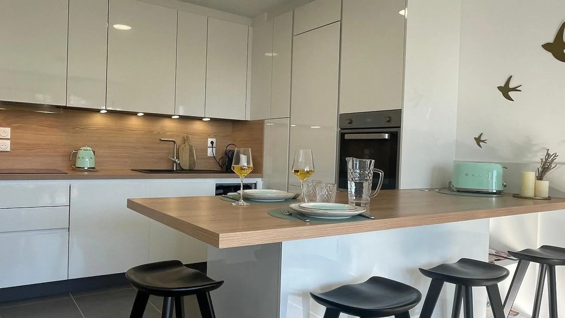 Cannes, Appartement Avec Parking+Terrasse, Croisette A Pied! Apartment Cannes