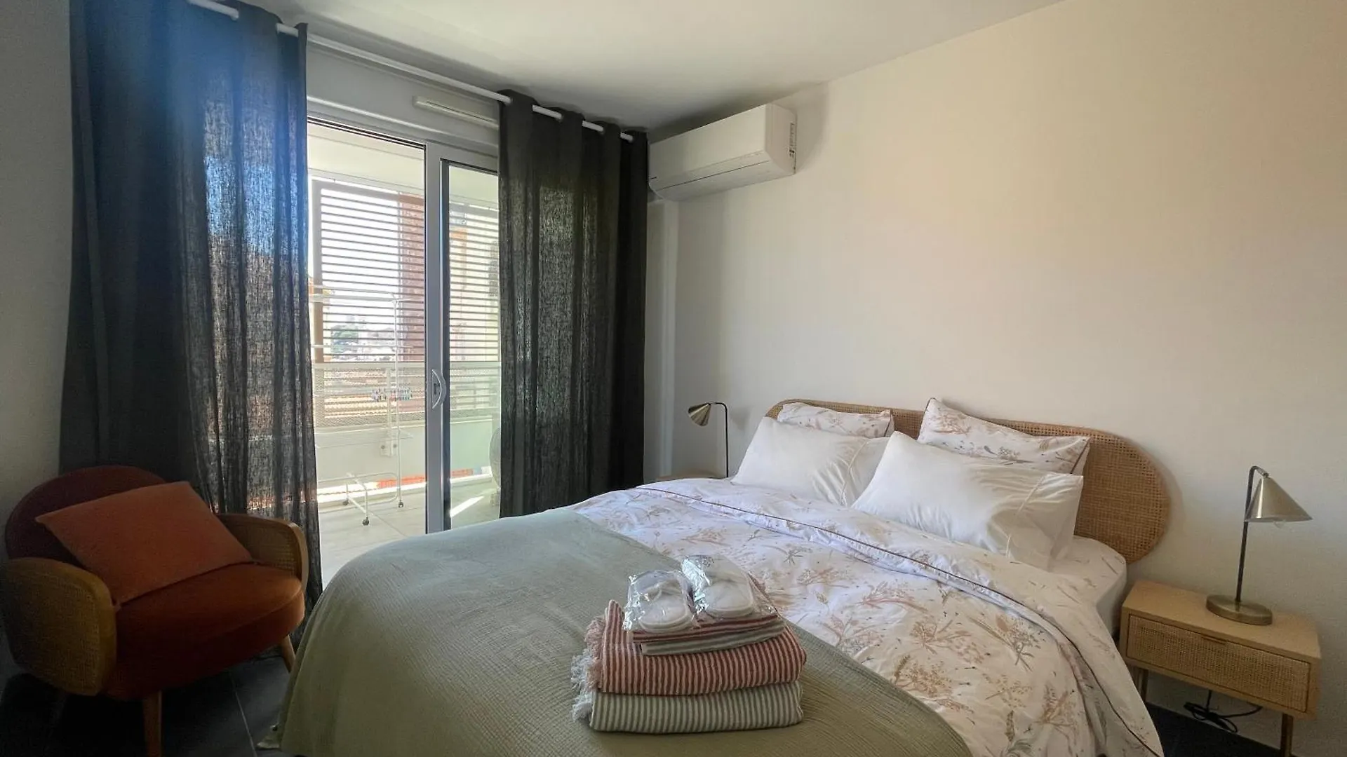 Διαμέρισμα Cannes, Appartement Avec Parking+Terrasse, Croisette A Pied!